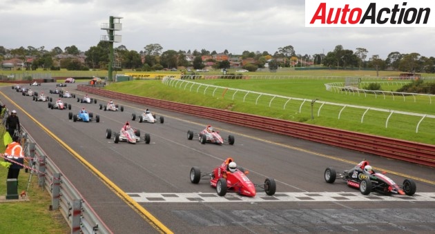 Formula Ford on the grid at the Shannon's Nationals at Sandown