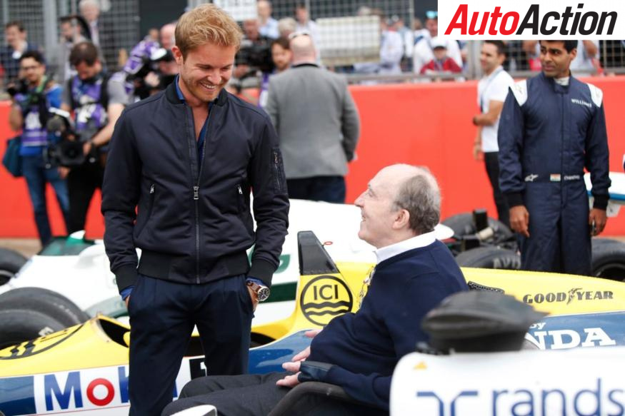 Nico Rosberg talks to Sir Frank Williams - Photo: LAT