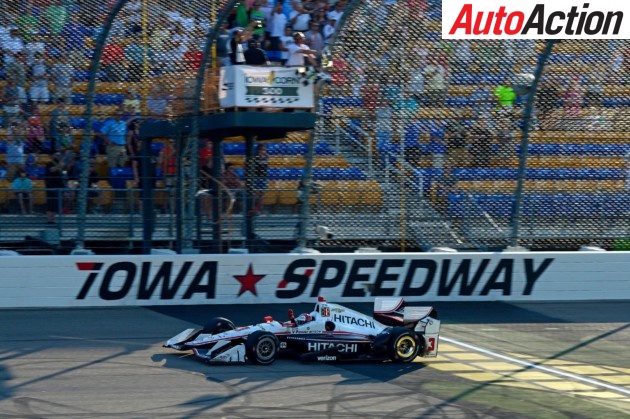 Helio Castroneves ended a 3 year winless streak in Iowa - Photo: LAT