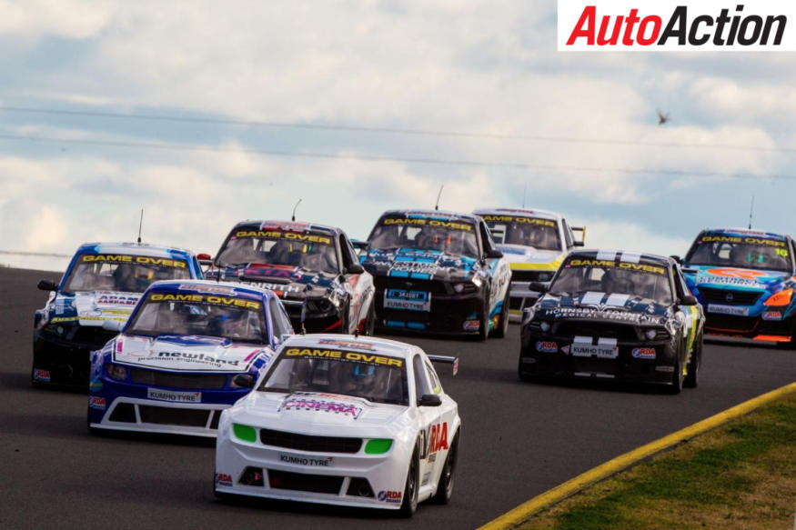 A frantic start to the Aussie Race Cars race - Photo: Dirk Klynsmith