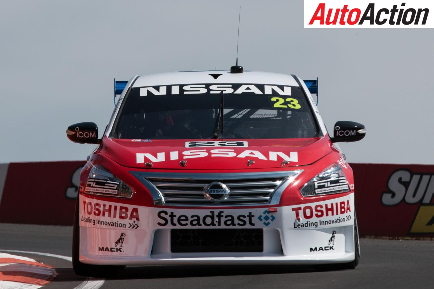 Nissan Motorsport - Bathurst 2015 - Photo: Rhys Vandersyde