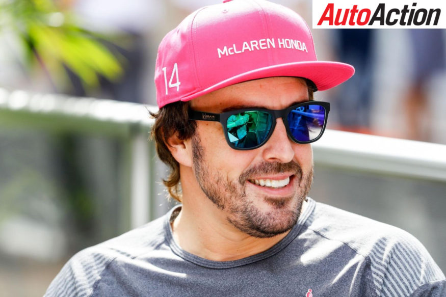 Fernando Alonso continues with McLaren - Photo: LAT