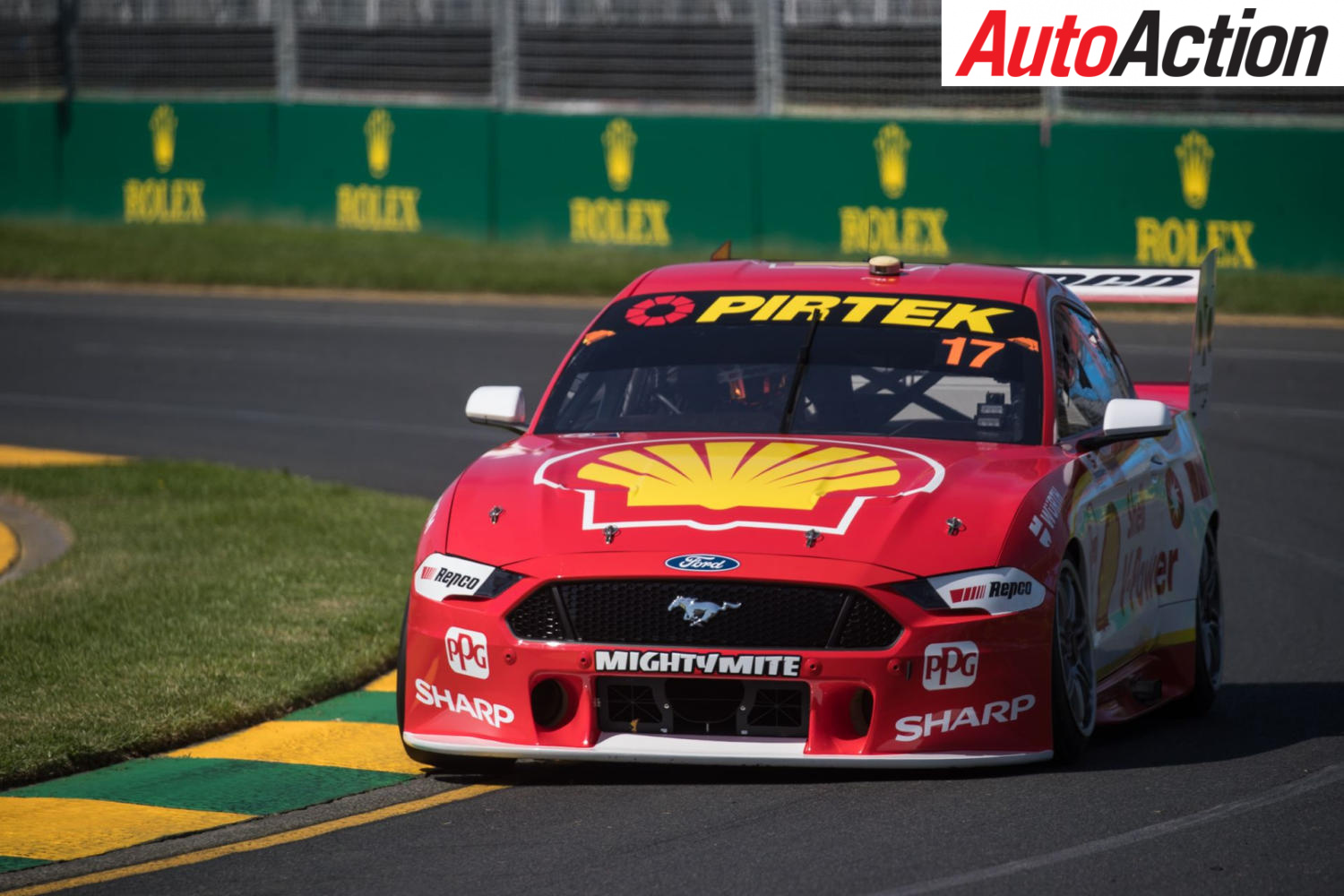 Scott McLaughlin dominated qualifying for the first two races - Photo: InSyde Media