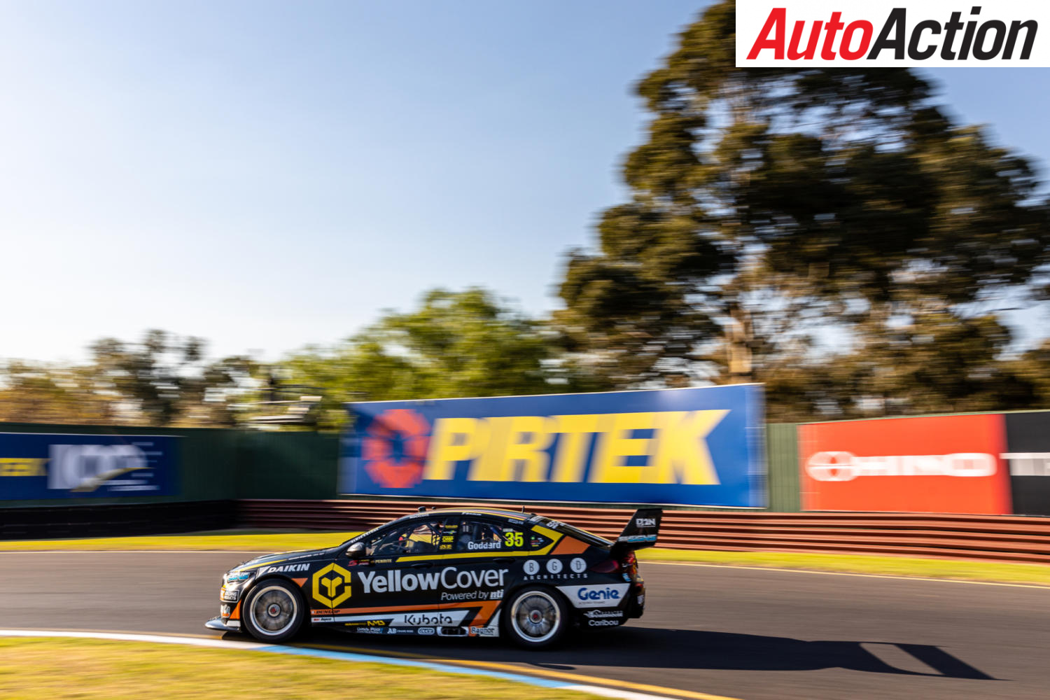 Stone Racing MATT STONE RACING CELEBRATE A DECADE - Auto Action