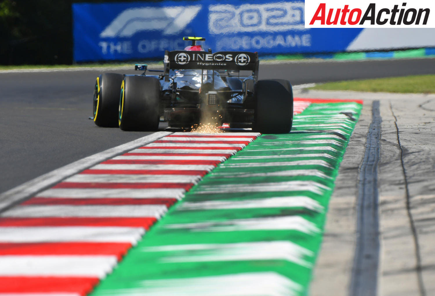 Valtteri Bottas on top in Hungary - Image: Motorsport Images