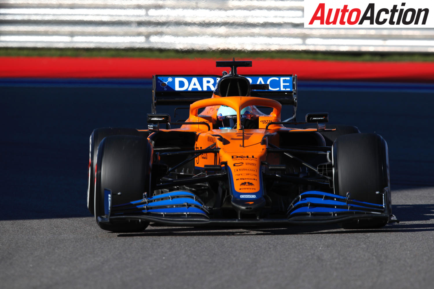 Engine swap hampers Daniel Ricciardo - Image: Motorsport Images
