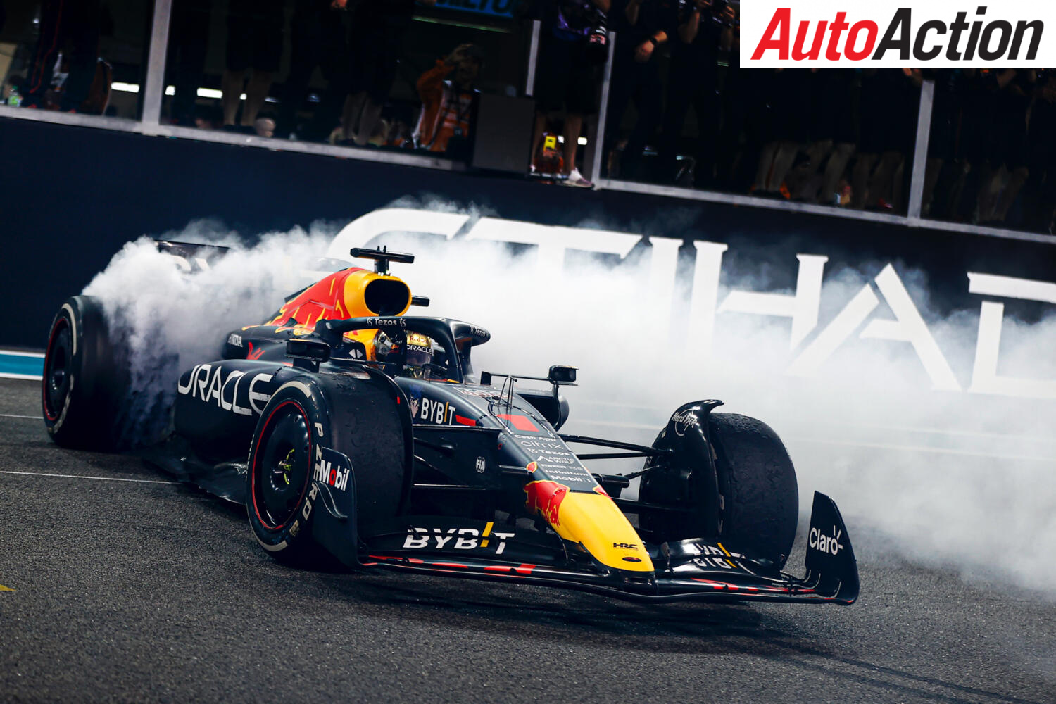 Verstappen Smokes Field In Emotional Abu Dhabi Finale Auto Action verstappen-smokes-field-in-emotional-abu-dhabi-finale-auto-action