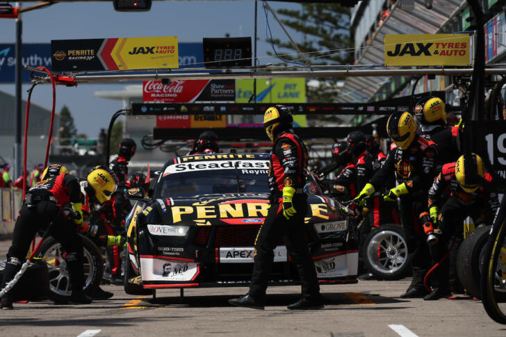 SVG Tops P2 in Pit Heavy Session | Auto Action