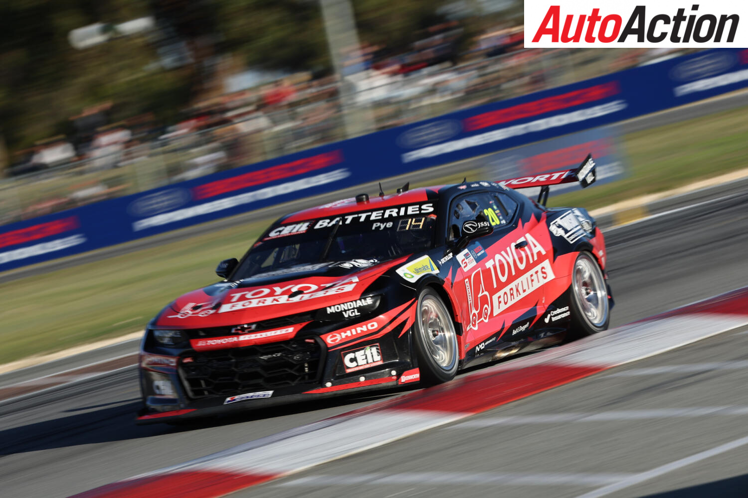 Pye explains Team 18's battles - Auto Action