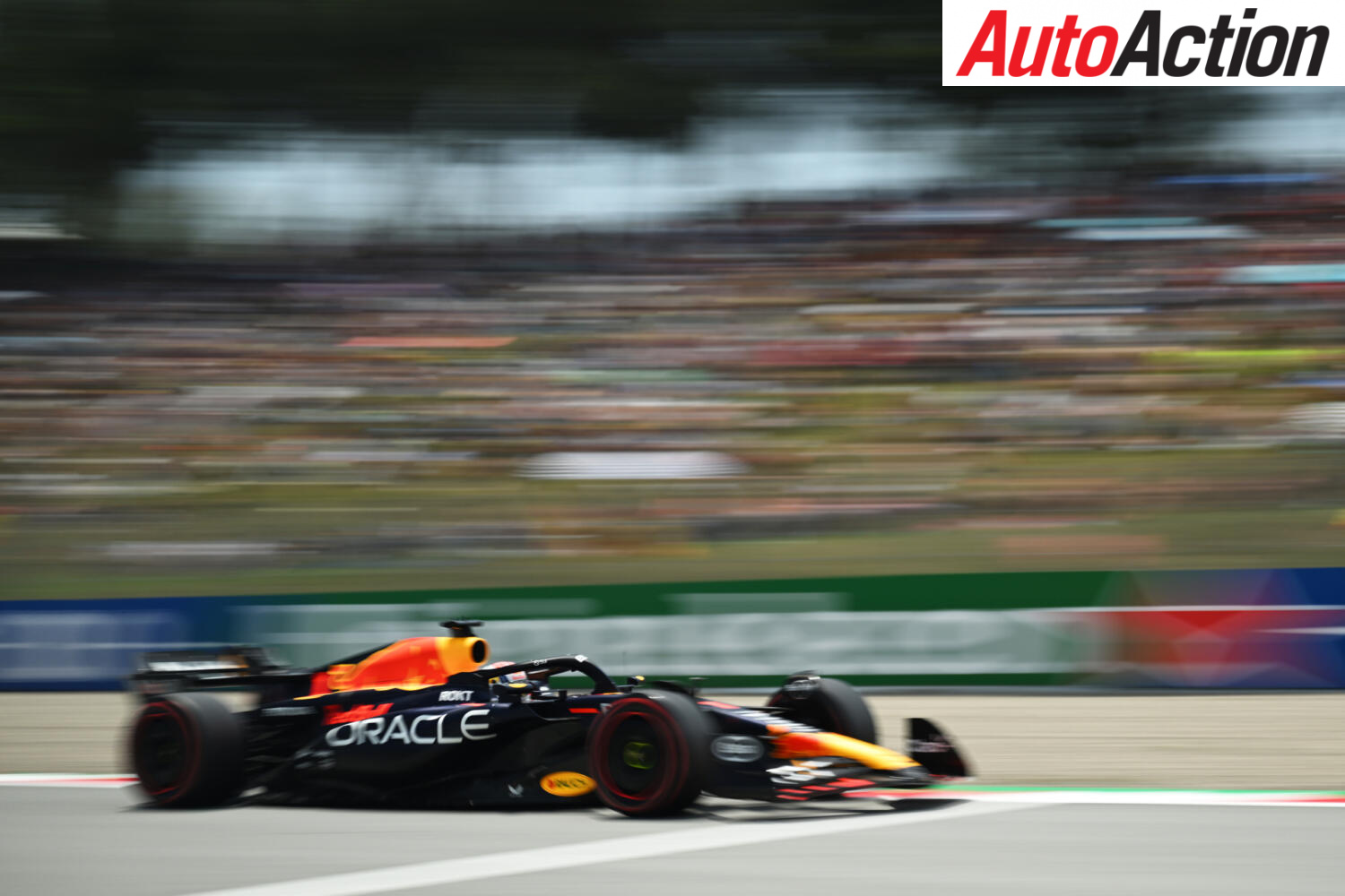 Verstappen permitió a su compañero de equipo marcar el tiempo más rápido de FP1 en España