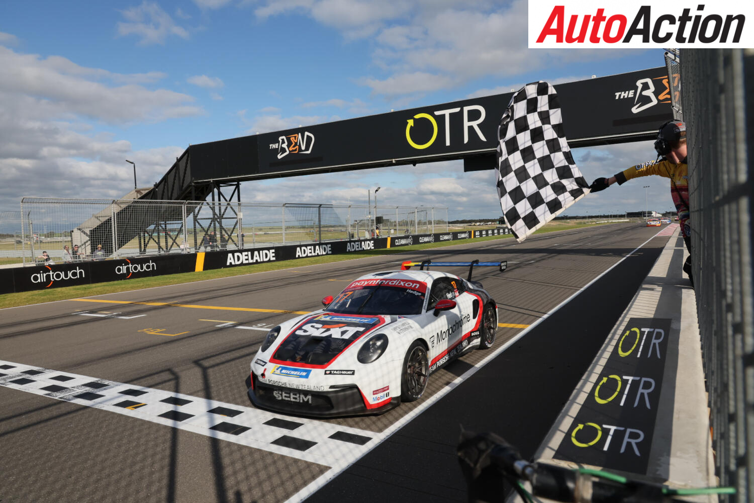 Hedge wins carrera cup