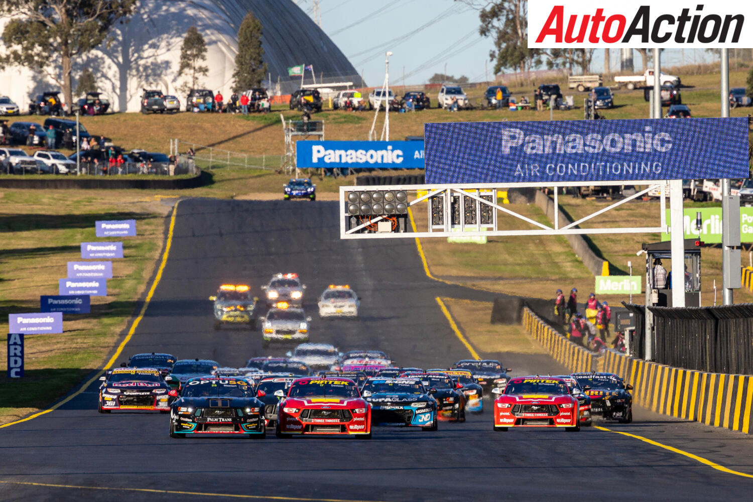 Supercars Sydney Race 16 start Davison Mostert