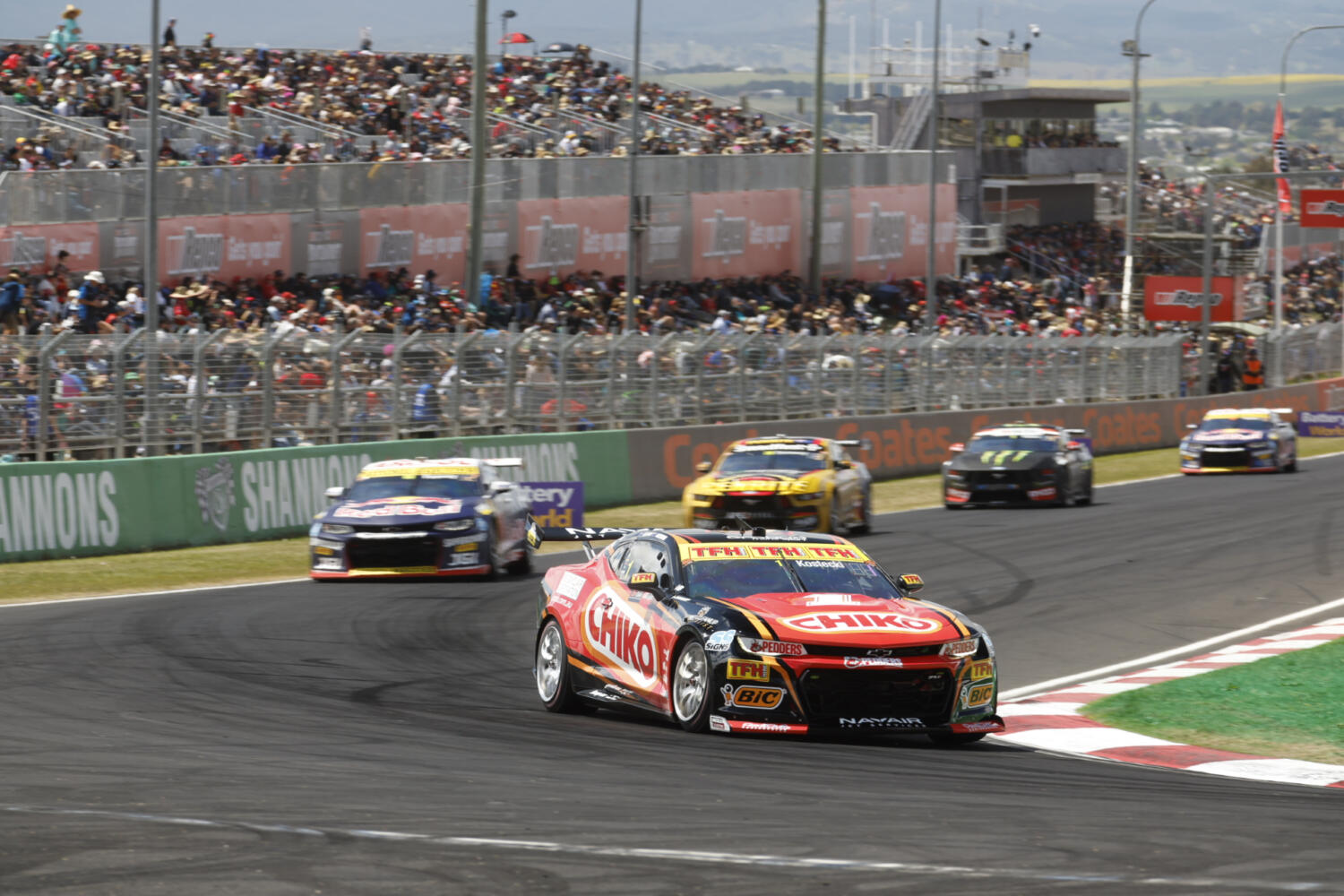 Bathurst 1000 hour 1 Kostecki and Camaros take charge Auto Action