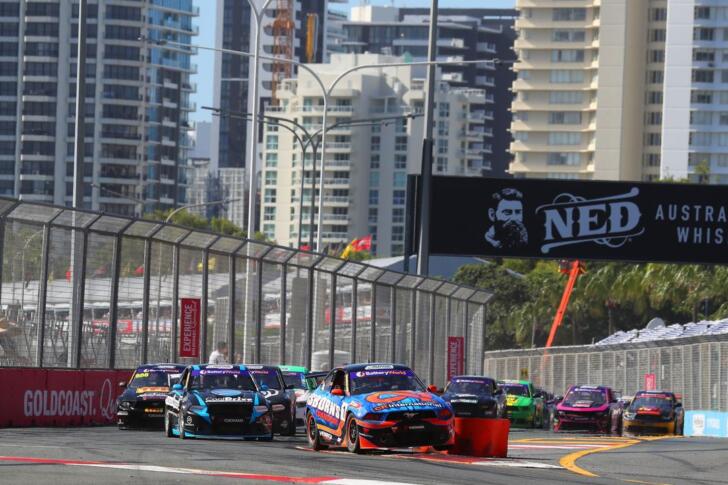 Gold Coast supports: Hall dominates Carrera Cup as Heinrich takes ...