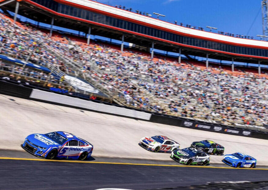 Kyle Larson finds form for Bristol NASCAR title charge