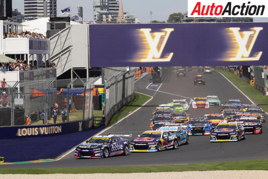 Hill leads Australian GP