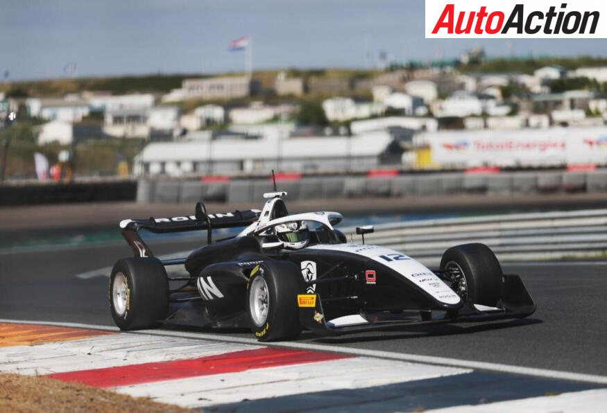 Alex Ninovic Racing Heuzenroeder and Ninovic lead Aussie GB3 dominance - Auto Action