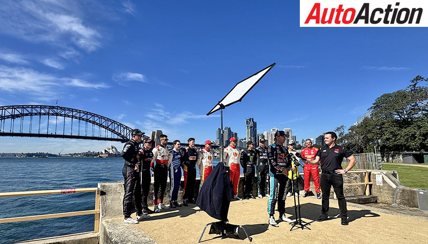 Drivers in front of the Syndey Harbour Bridge