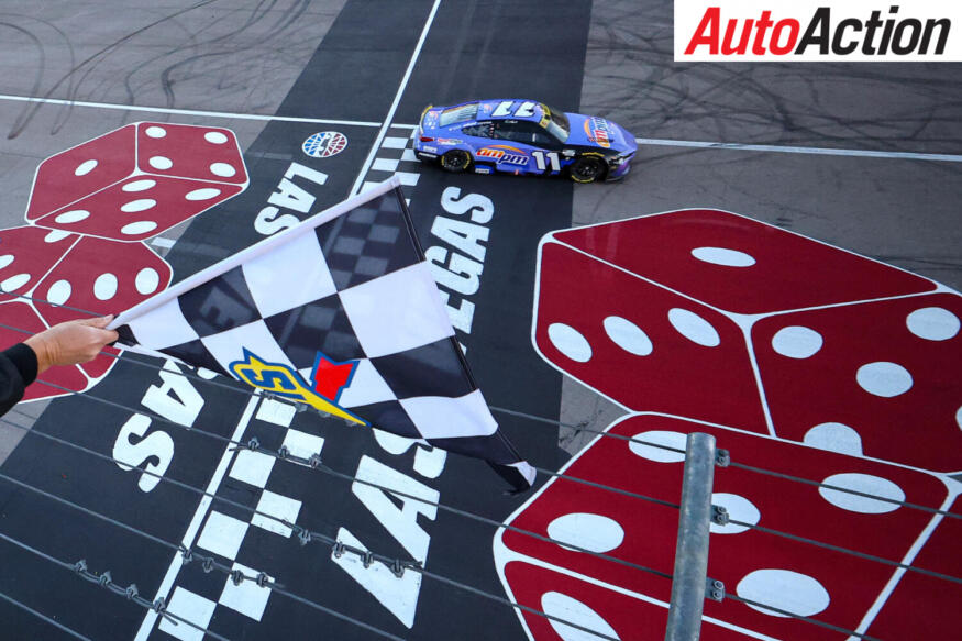 Hamlin wins Vegas