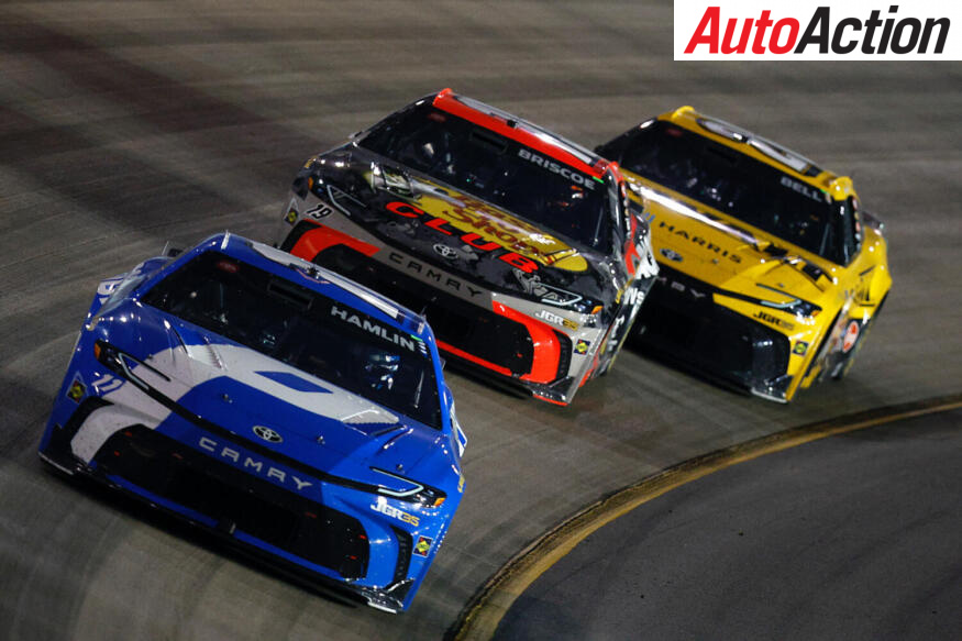 Hamlin wins, SVG stars
