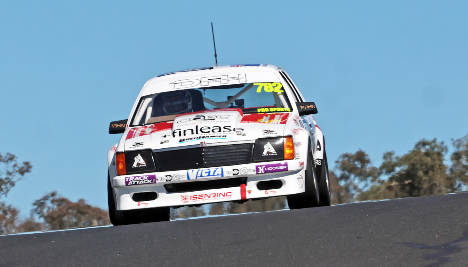 'Flying Mudflap' Casey takes first TCM win in Bathurst Trophy race ...