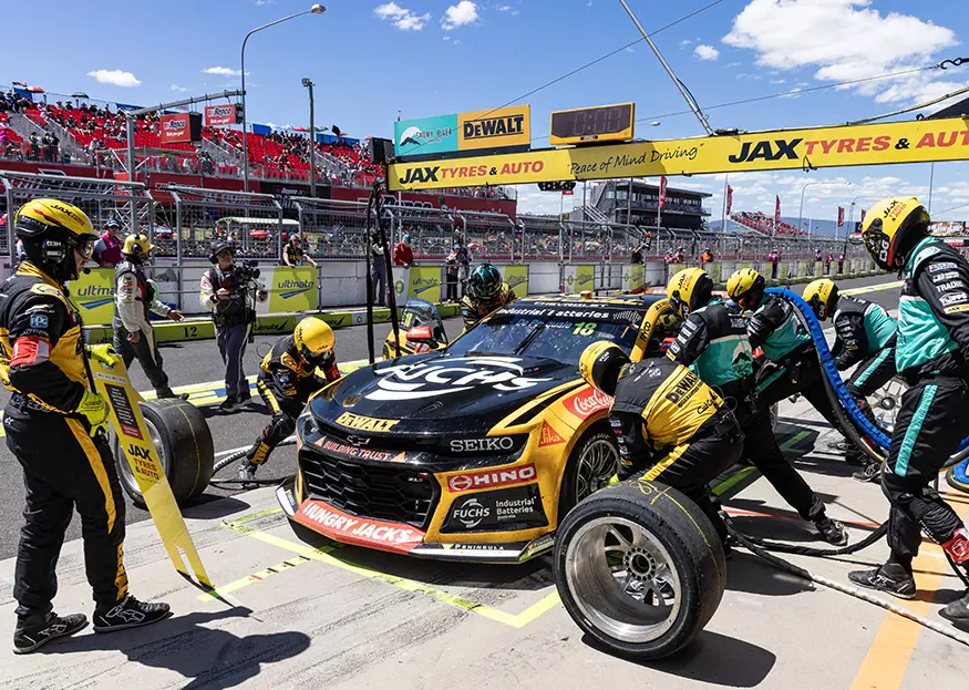Team 18 regroups after Bathurst 1000 fuel disaster